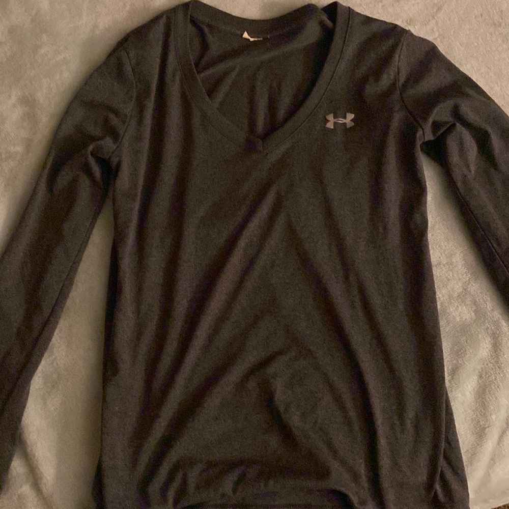 Under Armor women’s long sleeve